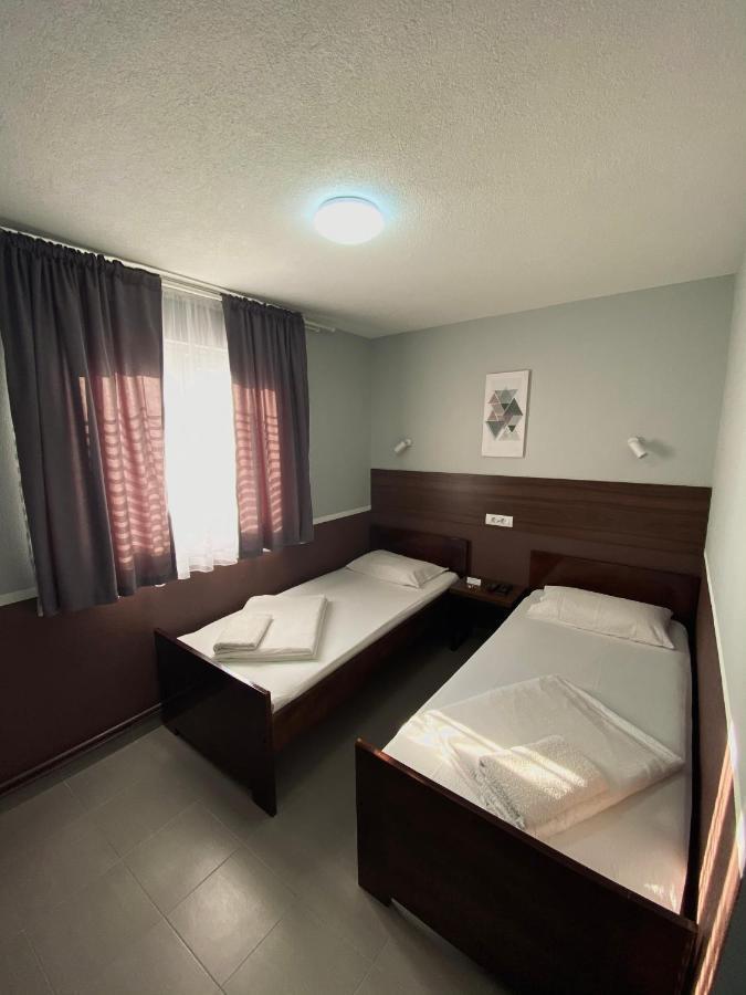 Hotel Djerdan Кралево Экстерьер фото