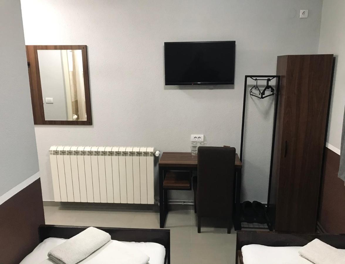 Hotel Djerdan Кралево Экстерьер фото