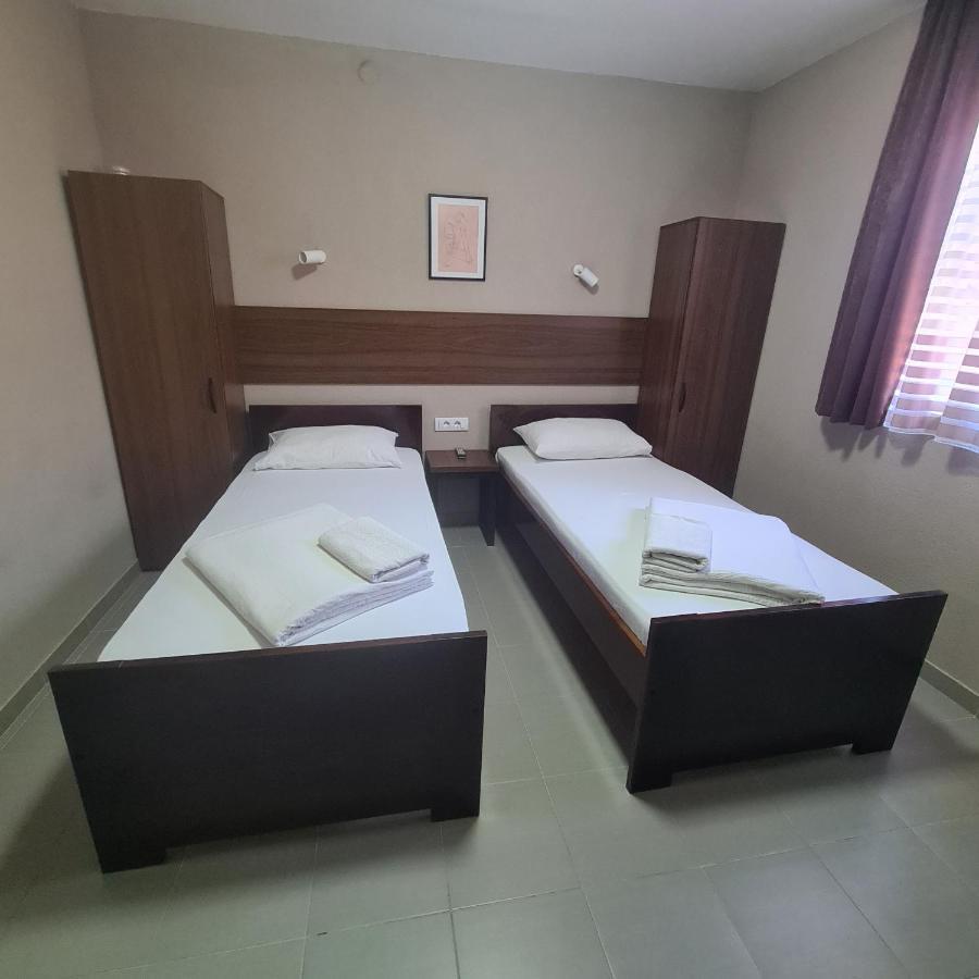 Hotel Djerdan Кралево Экстерьер фото