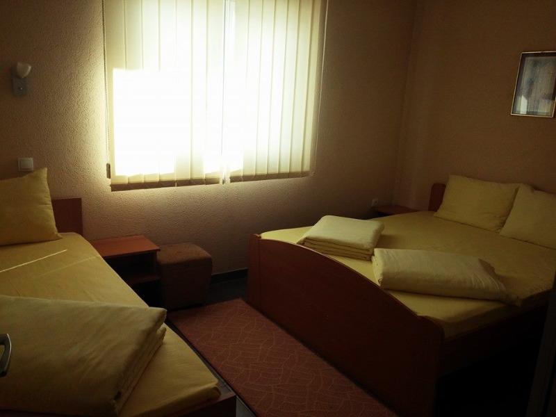 Hotel Djerdan Кралево Экстерьер фото